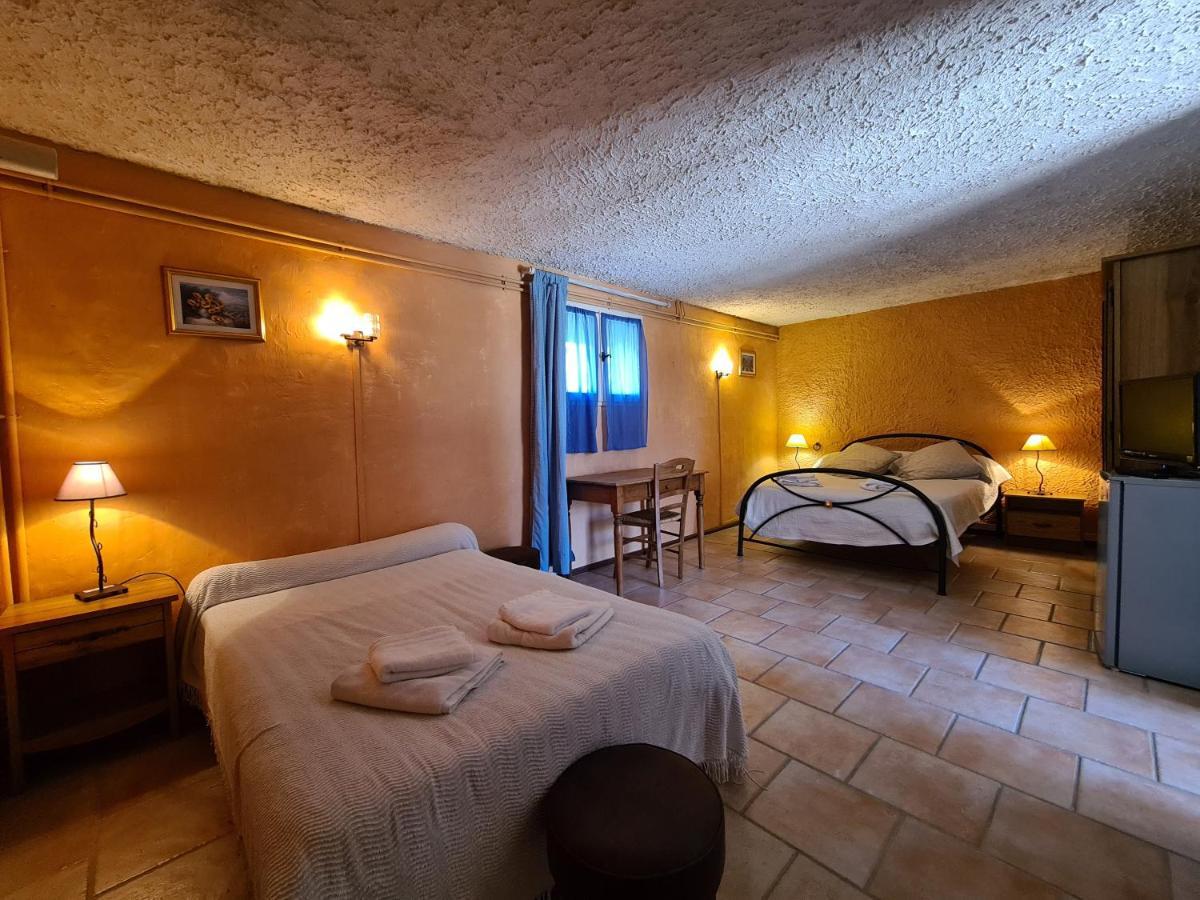 Les Buisses En Provence Bed and Breakfast Piolenc Exteriör bild